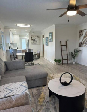 Waterfront Apartment - Intracoastal View Suite!
